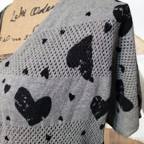 Torrid heart crochet knit sweater Size Torrid 2 - Picture 3 of 3